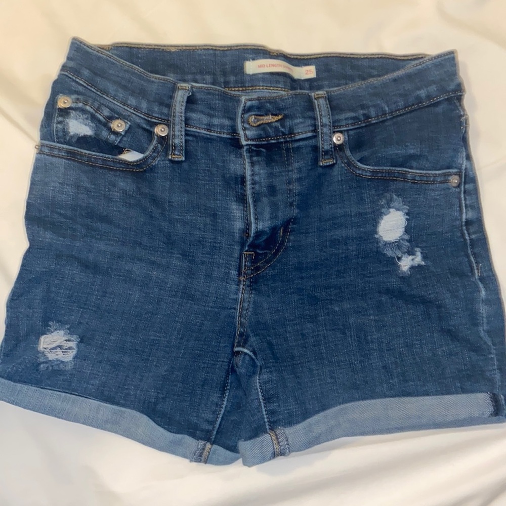 Levi’s Dark Wash Mid Length Shorts